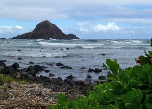 Alau Island off Koki Beach Park